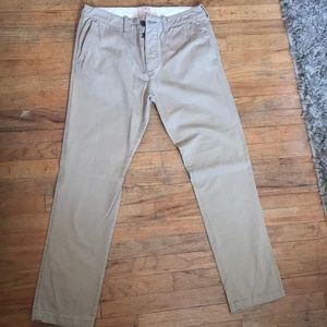 Hollister chinos slim straight 33x32 khaki